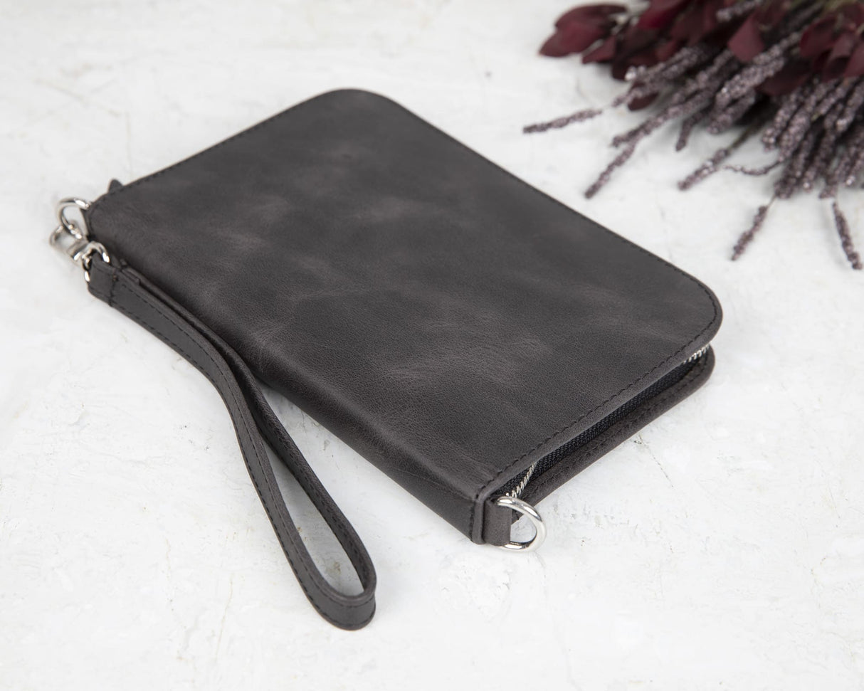 Handcrafted Leather Zipped Passport Holder with Wristlet