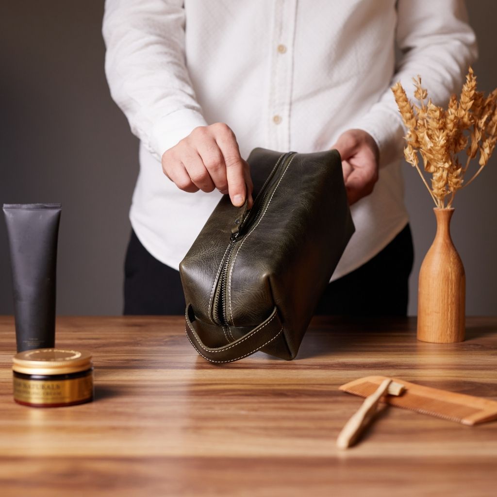 Leather Dopp Kit by Hardiston - premium Dopp Kits