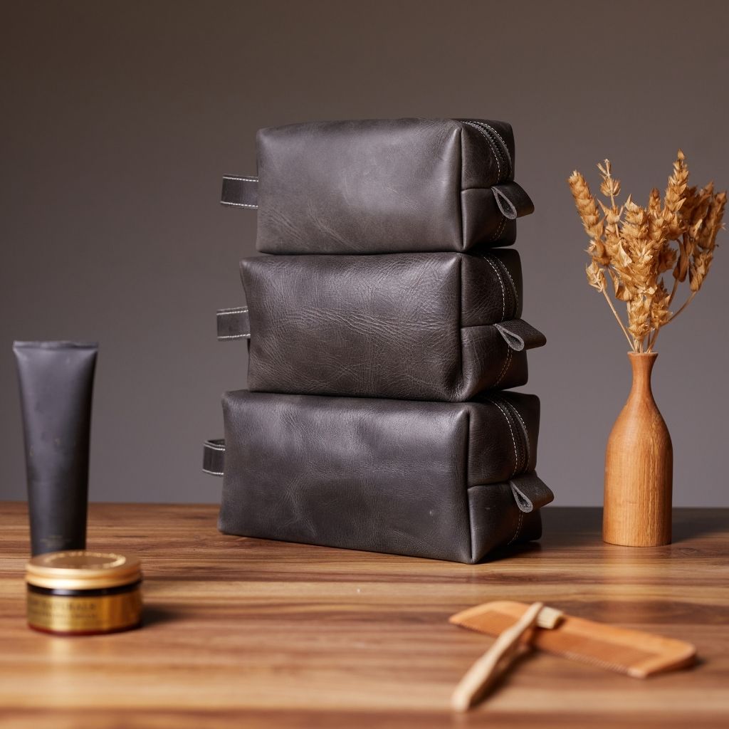 Handcrafted Leather Dopp Kit Toiletry Bag | Hardiston