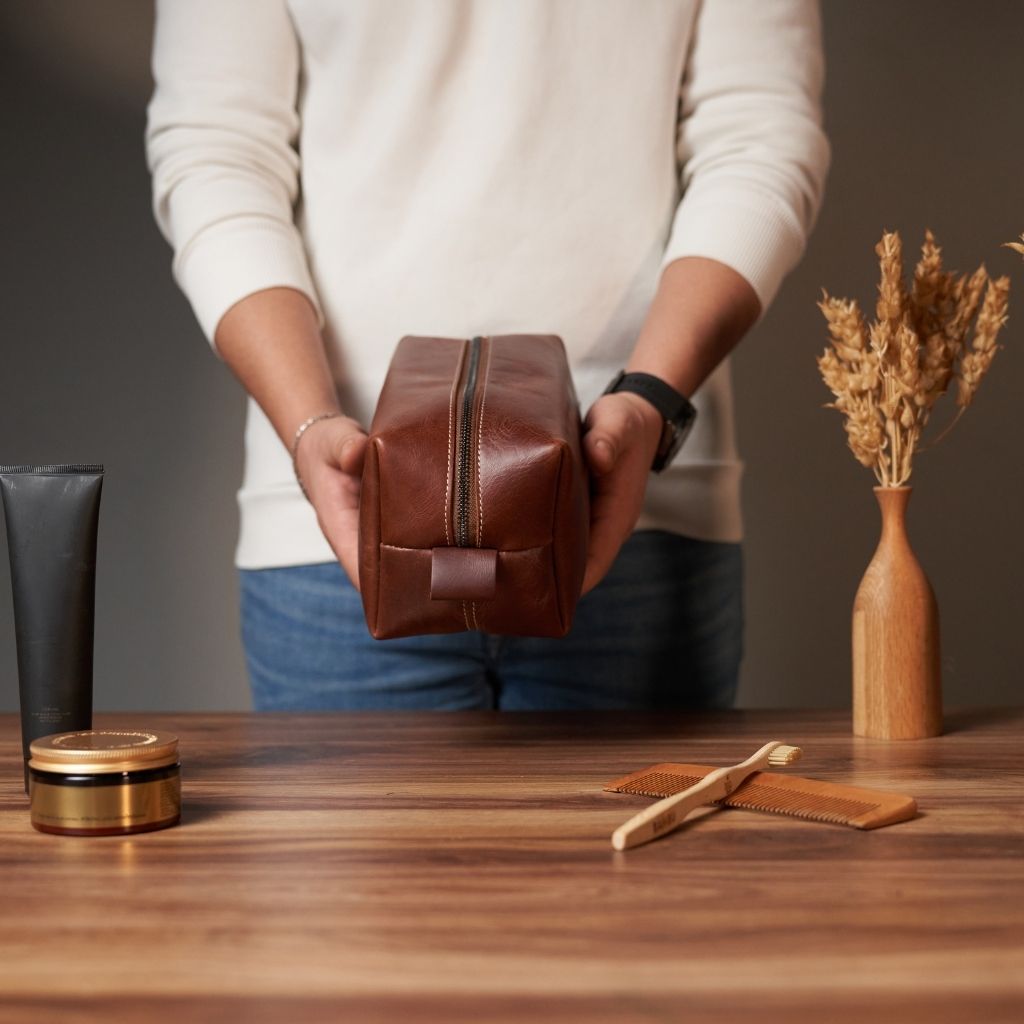 Leather Dopp Kit by Hardiston - premium Dopp Kits